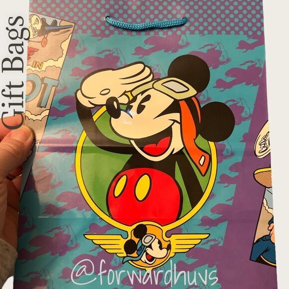 (12) 8.5” x 7.5” Vintage Cleo Mickey Mouse Pilot Gift Bags - Picture 5 of 10